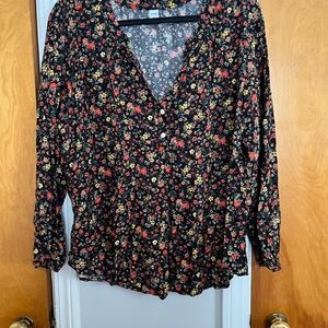 XXL Old Navy Floral blouse